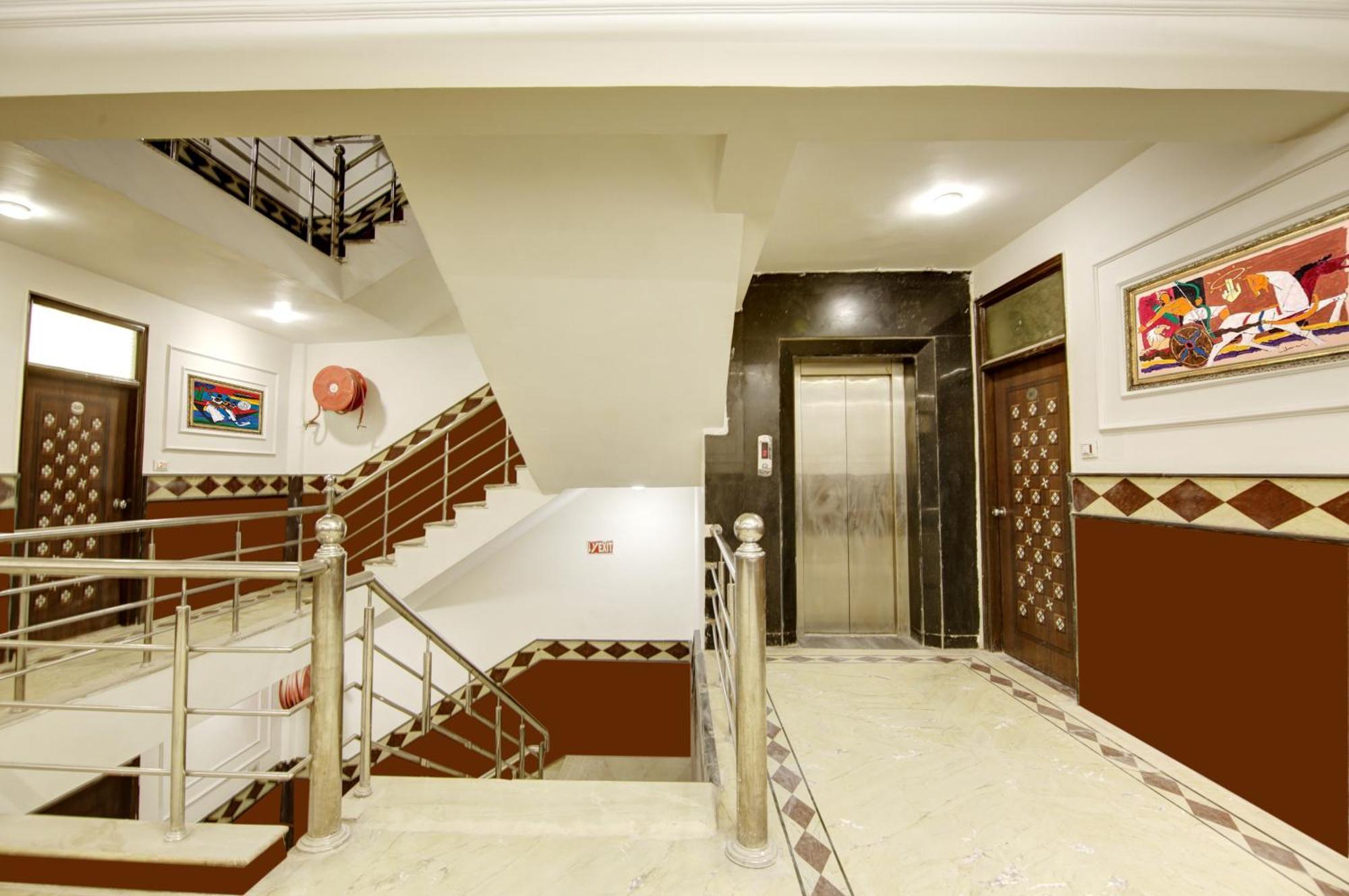 Hotel Star Villa - Front Of New Delhi Railway Station & 5 Minute From Connaught Place Exterior photo